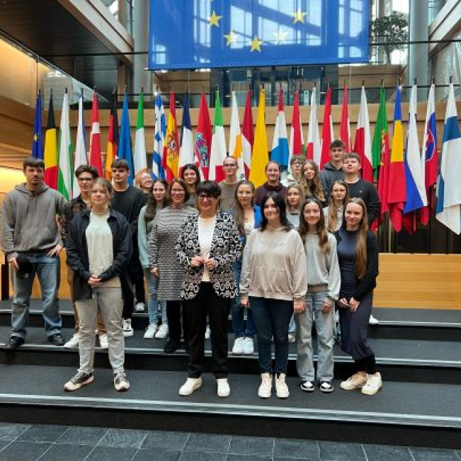 Klasse R10i besucht Europäisches Parlament in Straßburg